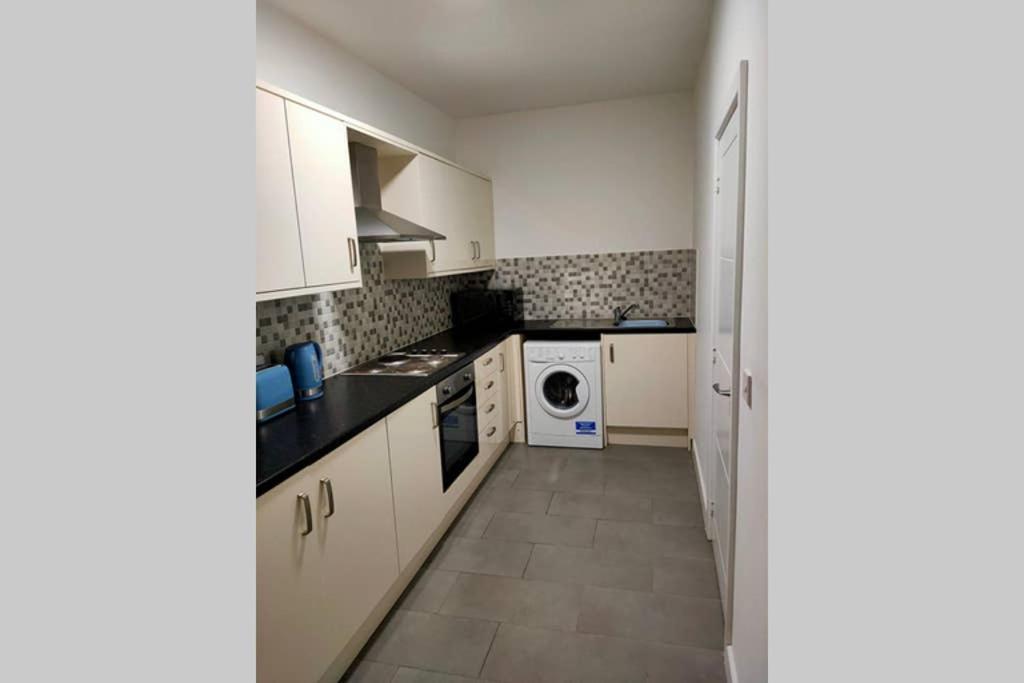 Charming And Modern 2 Bed Apartment In City Centre Nottingham Exterior photo